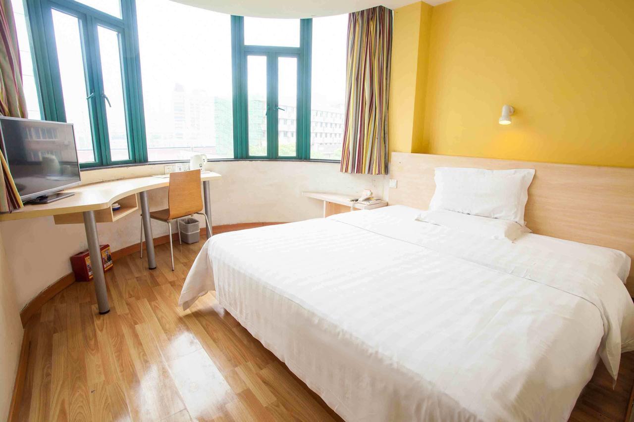 Отель 7Days Premium Shenzhen Che Gong Miao Номер фото
